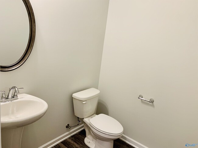Building Photo - 108 Grv Hl Cir