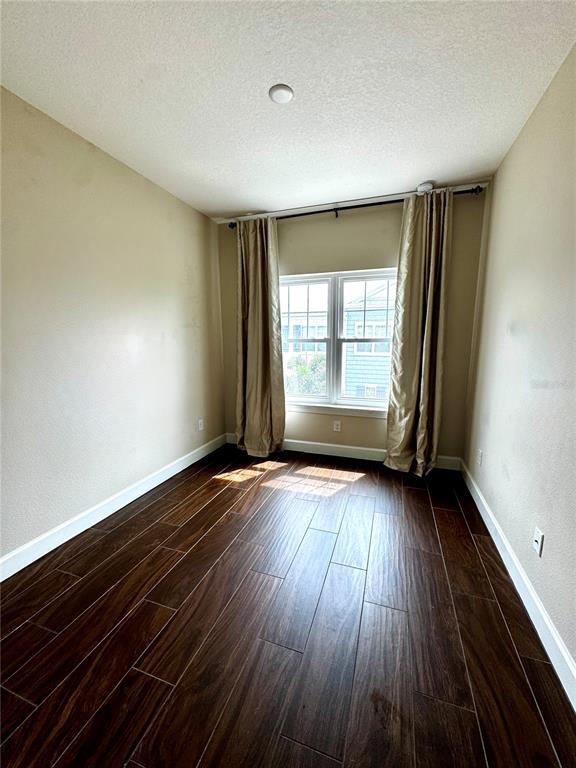 Building Photo - 3231 Nautical Pl S