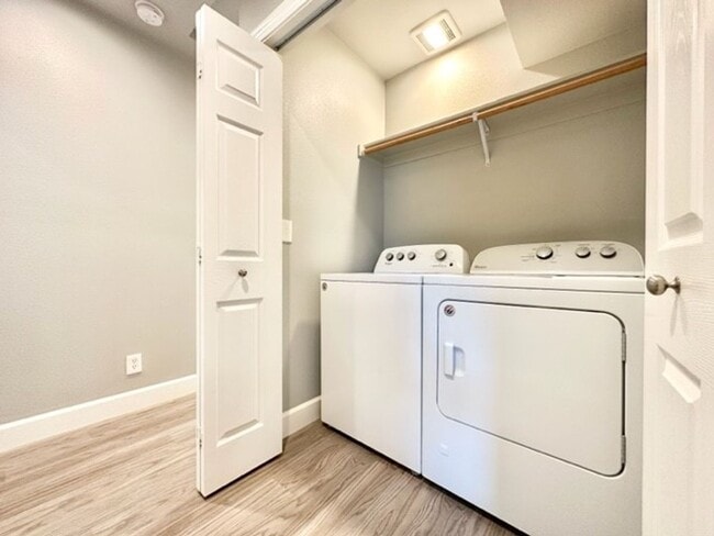 Building Photo - **Pre-Leasing for Summer 2026**  New and Improved 3 Bed 2 Bath Home