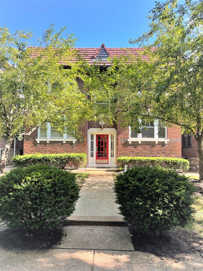 Building Photo - 6431 Alamo Ave