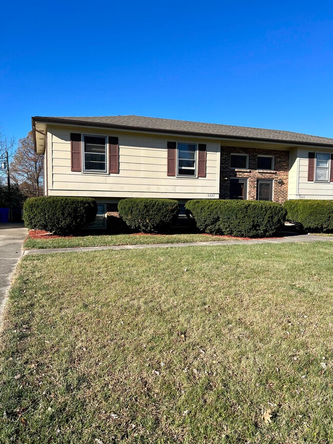 Building Photo - 3327 Wood Valley Ct