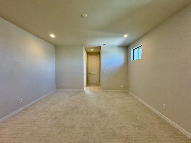 Building Photo - 14716 Kingfisher Lp