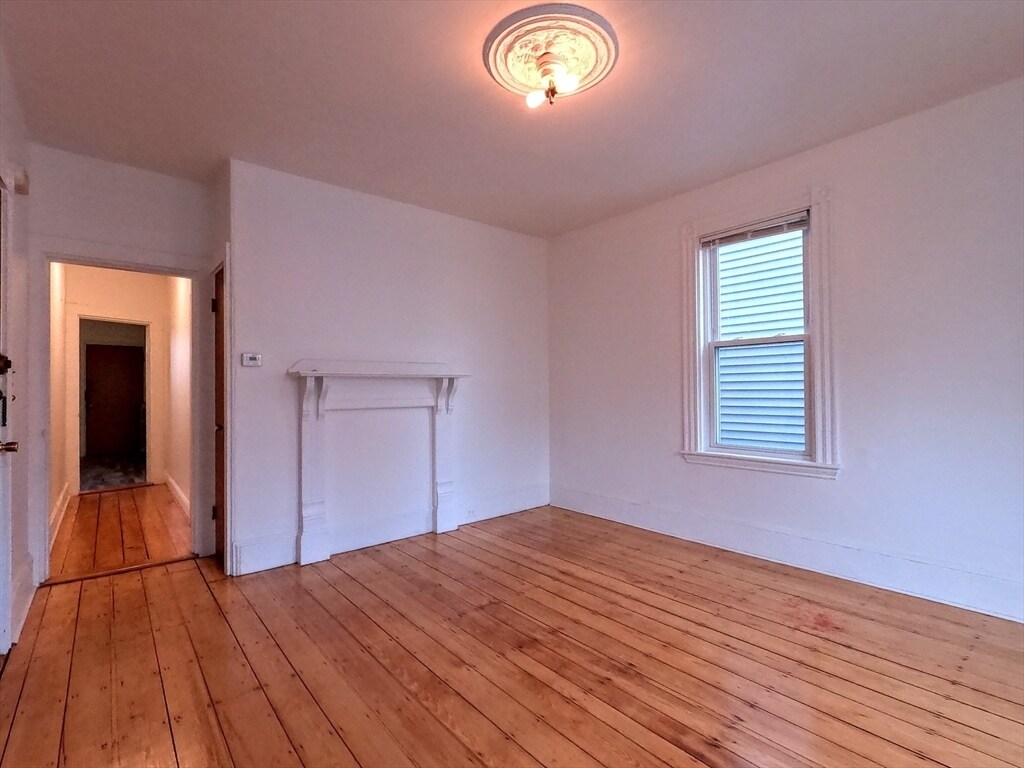 Building Photo - 90 Wenham St