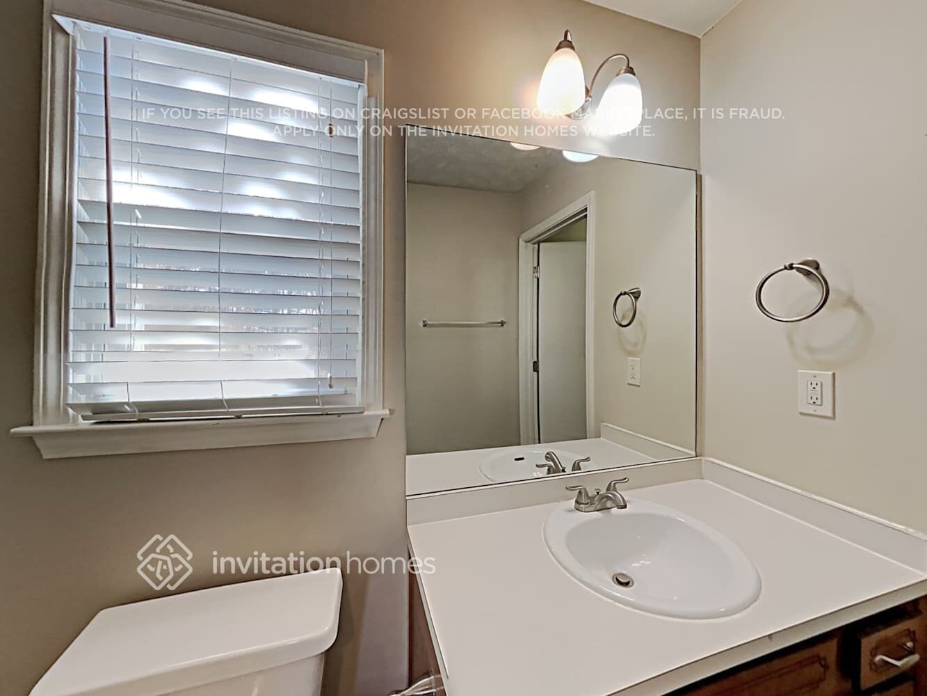 Building Photo - 936 Bass Ct N W