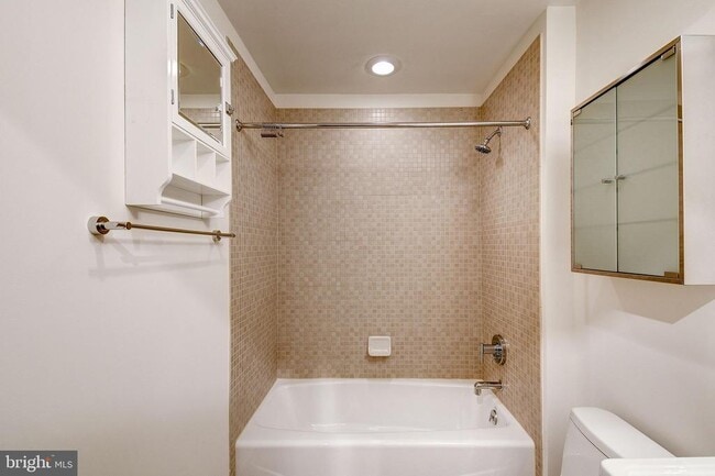 Building Photo - 2125 14th St NW