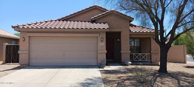 Primary Photo - 4803 N 92nd Ln