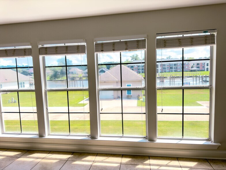 Building Photo - 12481 Homeport Dr