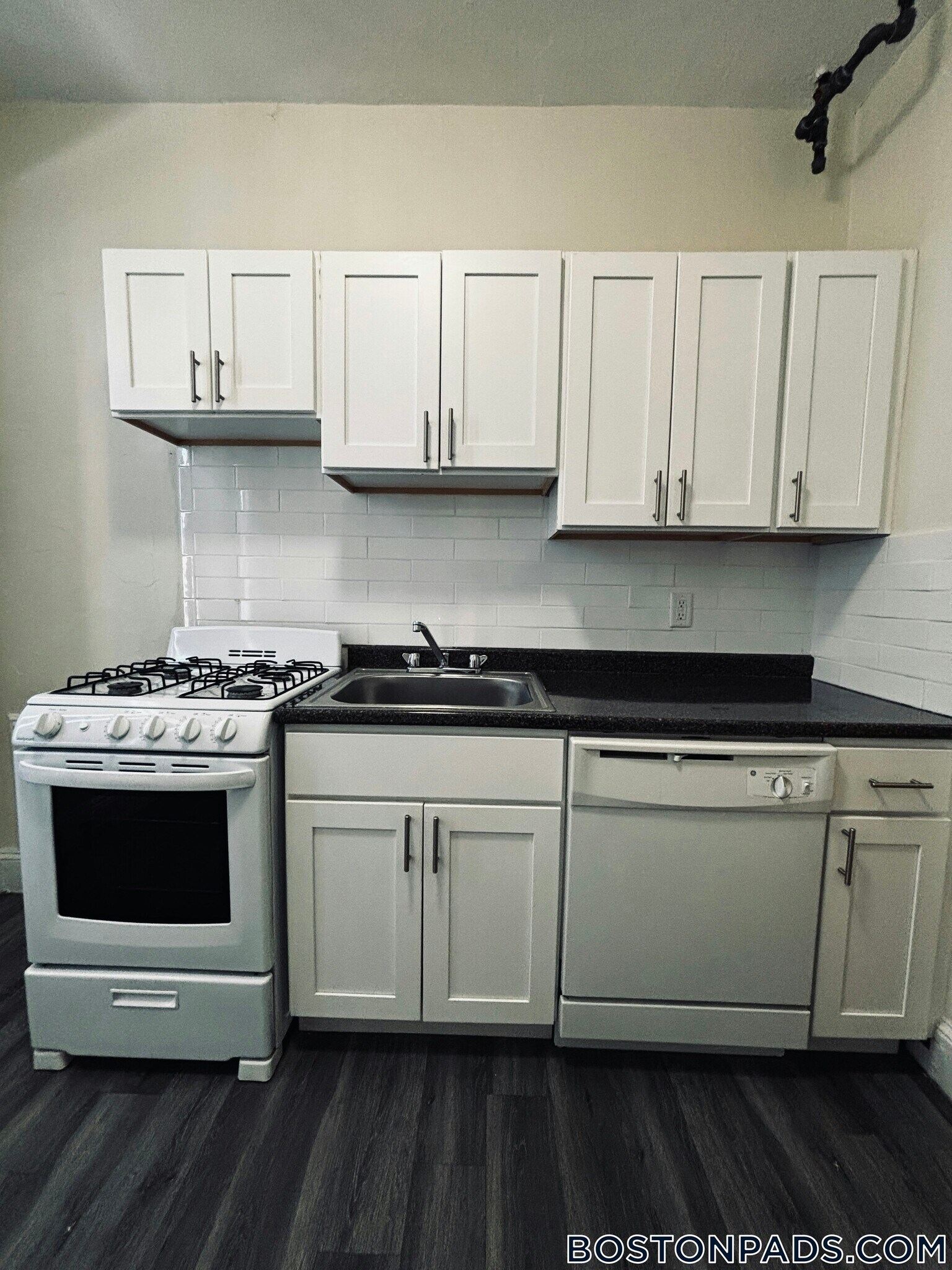 Building Photo - 1687 Commonwealth Ave