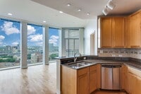 Building Photo - 1-Bedroom luxury Condo at The Tower in Downtown Fort Worth
