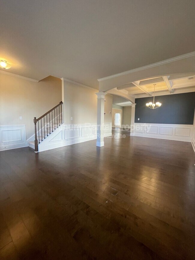 Building Photo - 4425 Huron Dr