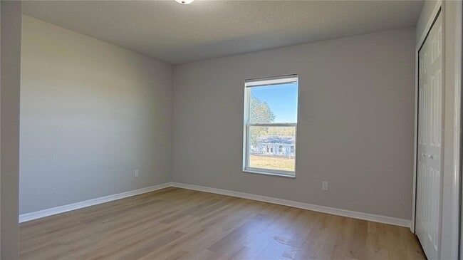 Building Photo - 110 E Dupont Ter