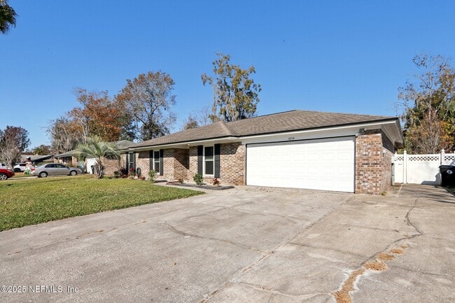 Building Photo - 1854 Lakotna Dr