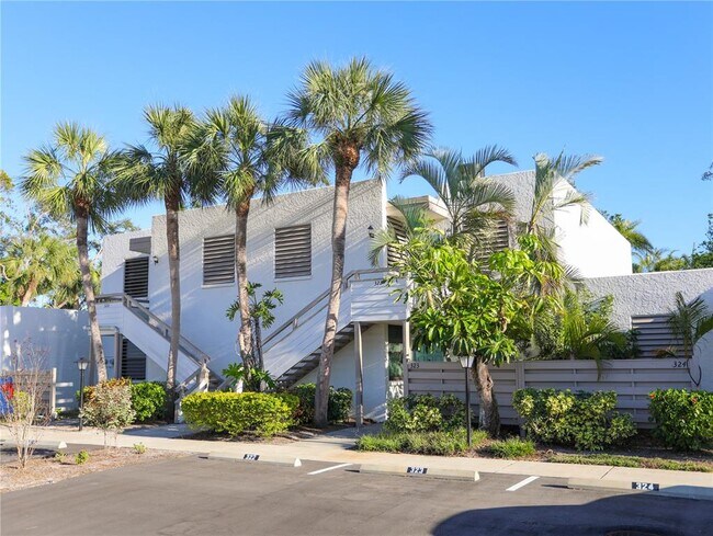 Primary Photo - 322 Timber Lake Dr