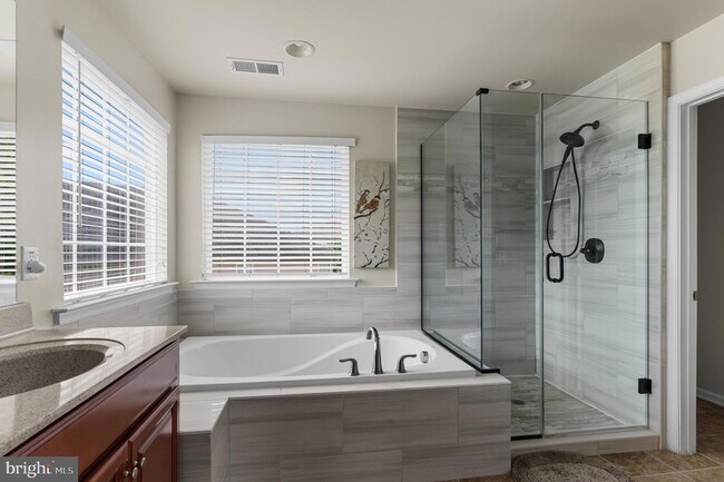 Building Photo - 40463 Aldie Springs Dr