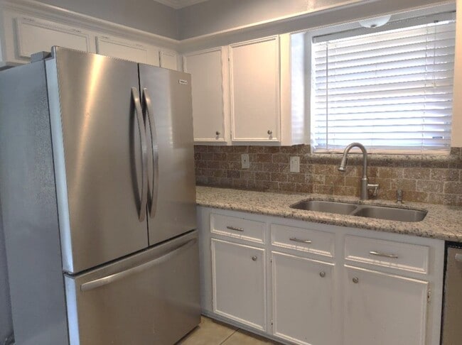 Building Photo - 16306 Congo Ln