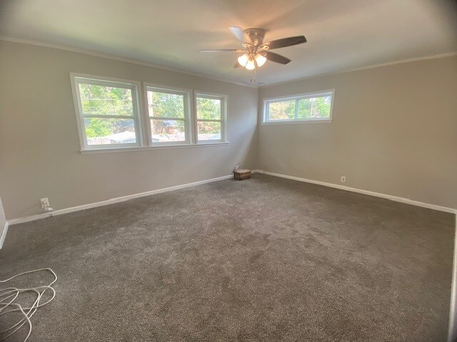 Building Photo - 2918 Sunset Rd