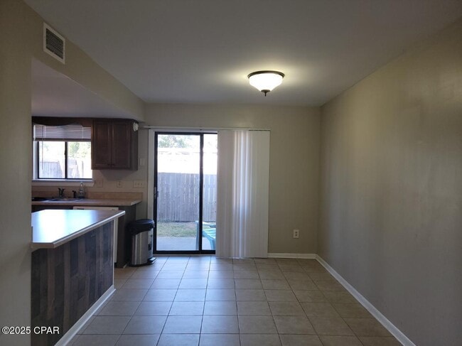 Building Photo - 4466 E Hwy 98