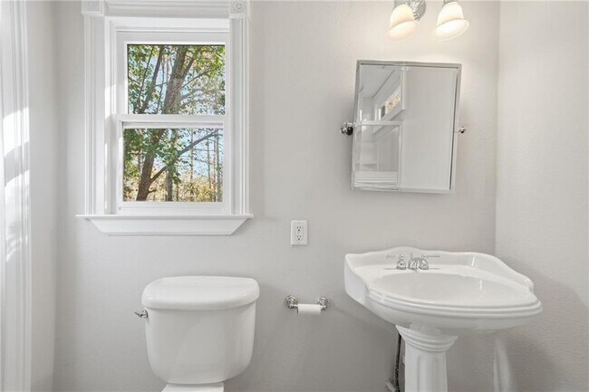 Building Photo - 3890 Steve Tate Hwy