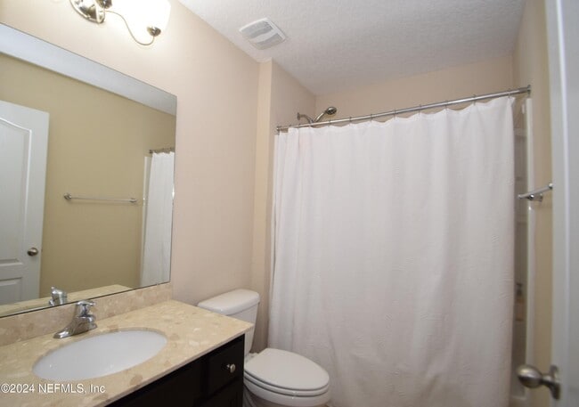 Building Photo - 12593 Itani Wy