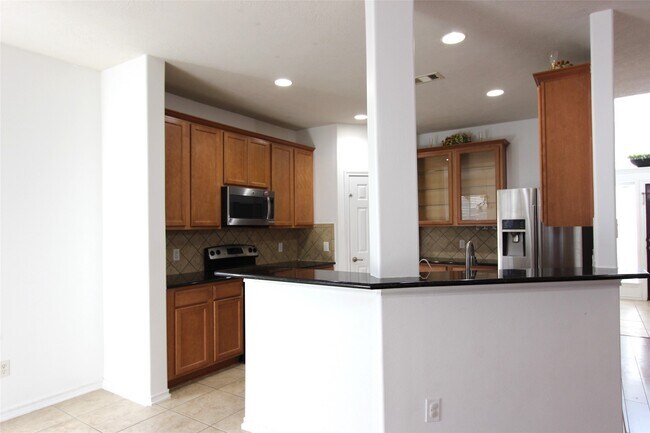 Building Photo - 13719 View Meadow Ln