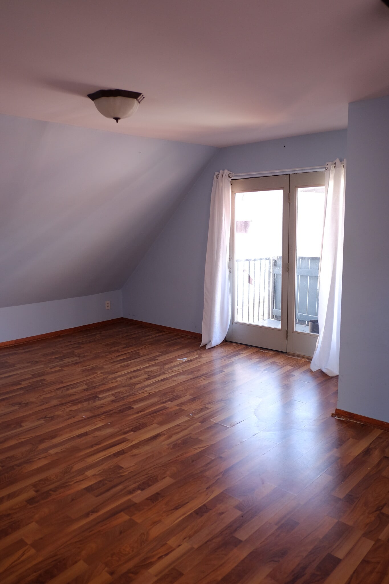 Building Photo - 3525 W Fullerton Ave