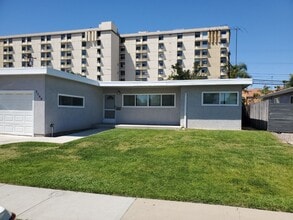 Building Photo - 3 BR / 1.75 BA home adjacent to SDSU available July 1st, 2026.