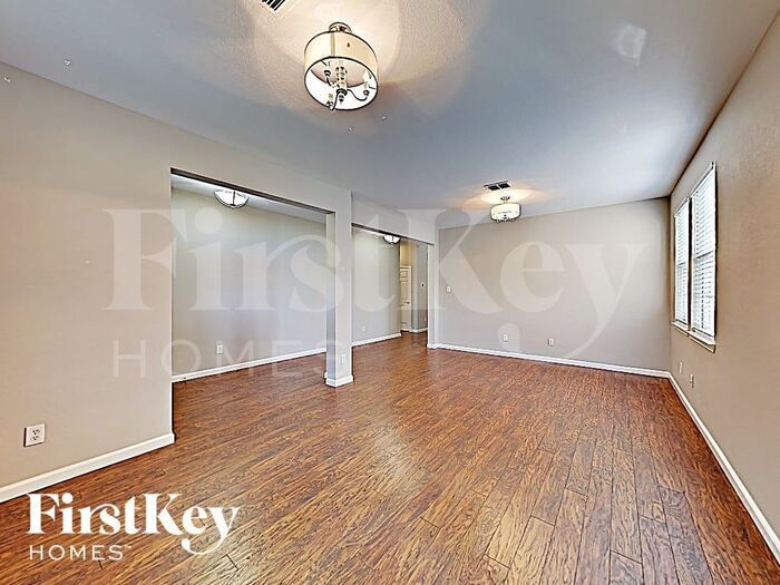 Building Photo - 1425 Riverside Rd