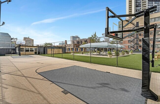 Building Photo - 655 W Irving Park Rd