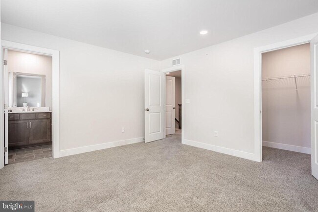 Building Photo - 3119 Herr St