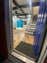 Building Photo - 2523 Sidney Ave