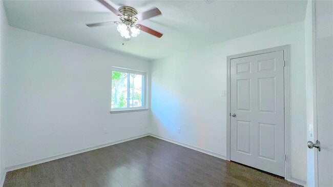 Building Photo - 7403 Breccia Dr