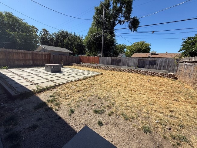 Building Photo - Charming Home In Central Fairfield