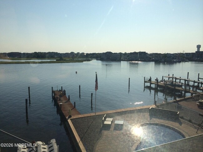 Building Photo - 36 Harborside Dr E