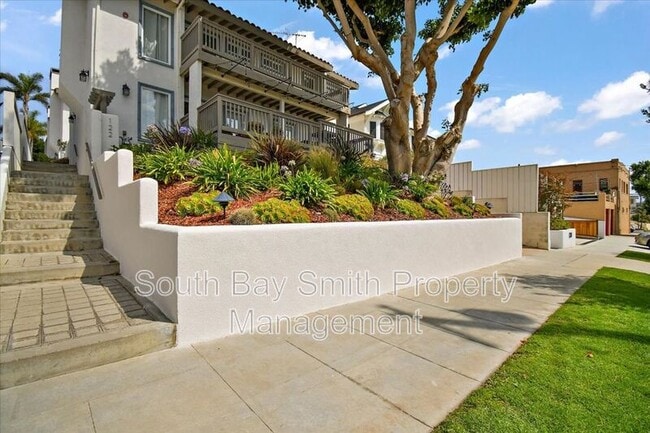 Building Photo - 122 S Guadalupe Ave