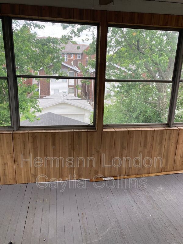 Building Photo - 5340 Bancroft Ave