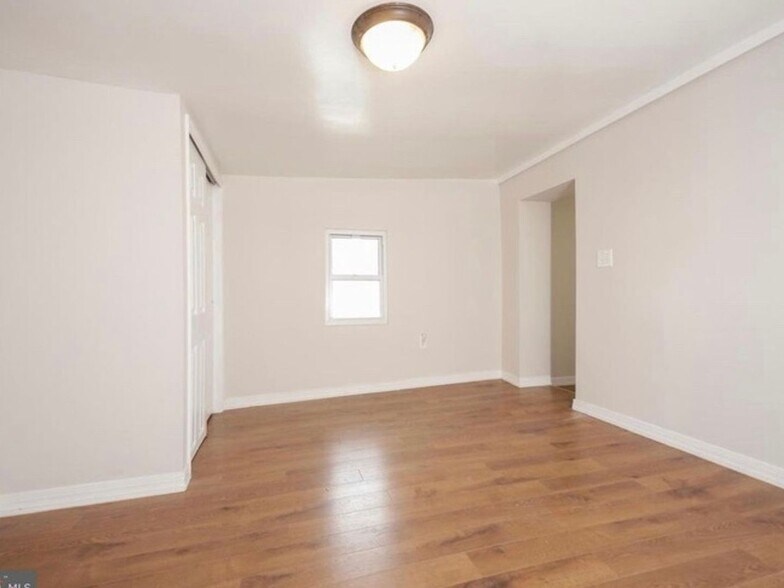 Building Photo - 3942 Wallace St