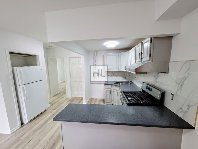 Building Photo - Bushwick - 2 BR with Washer/Dryer in-unit ...