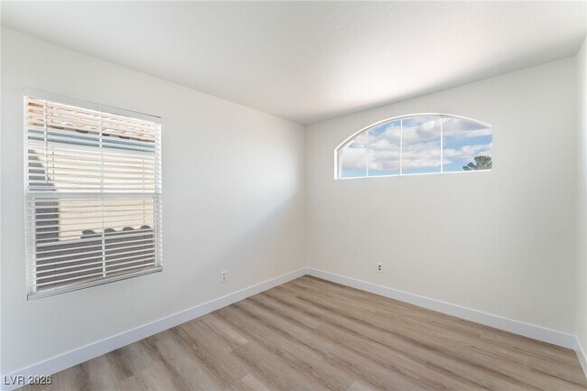 Building Photo - 1813 Navajo Lake Way