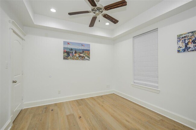 Building Photo - 5002 Eigel St