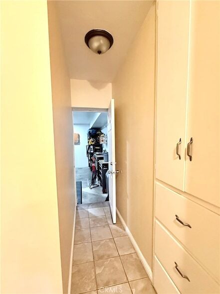 Building Photo - 970 W 8th St