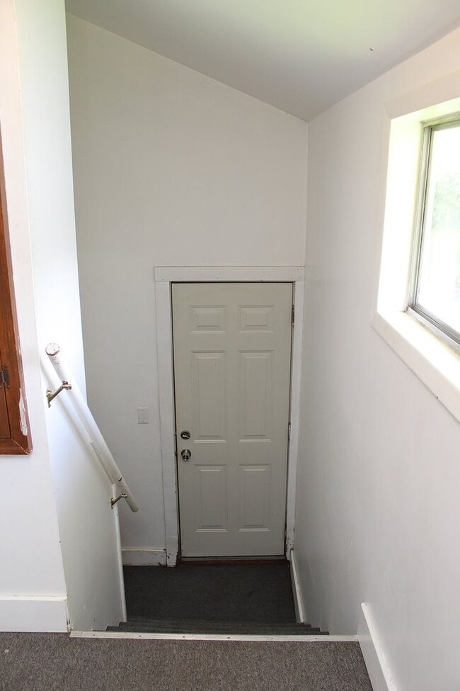 Building Photo - 2257 SE 43rd Ave