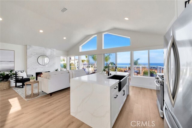 Building Photo - 24976 Sea Crest Dr