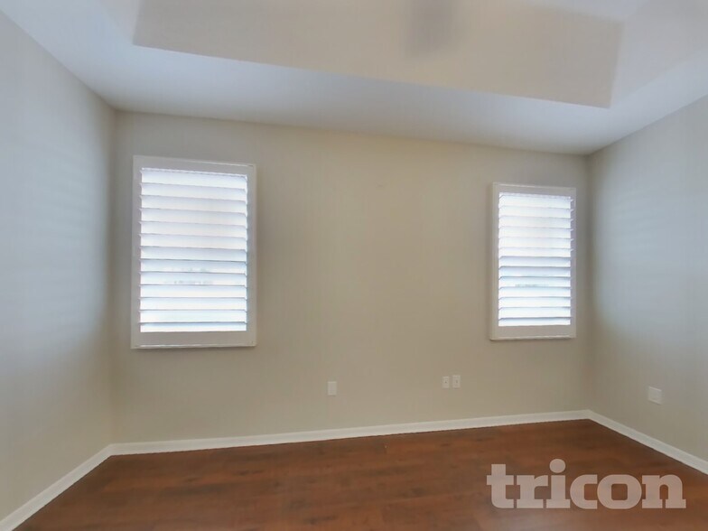 Building Photo - 1255 Merion Dr