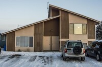 Building Photo - 2906 N Stone St
