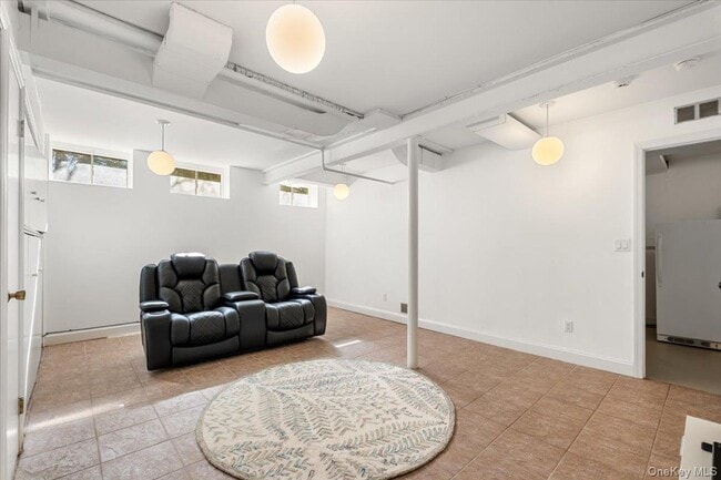 Building Photo - 6A Dickel Rd