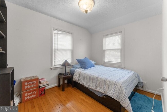 Building Photo - 5816 N Kings Hwy