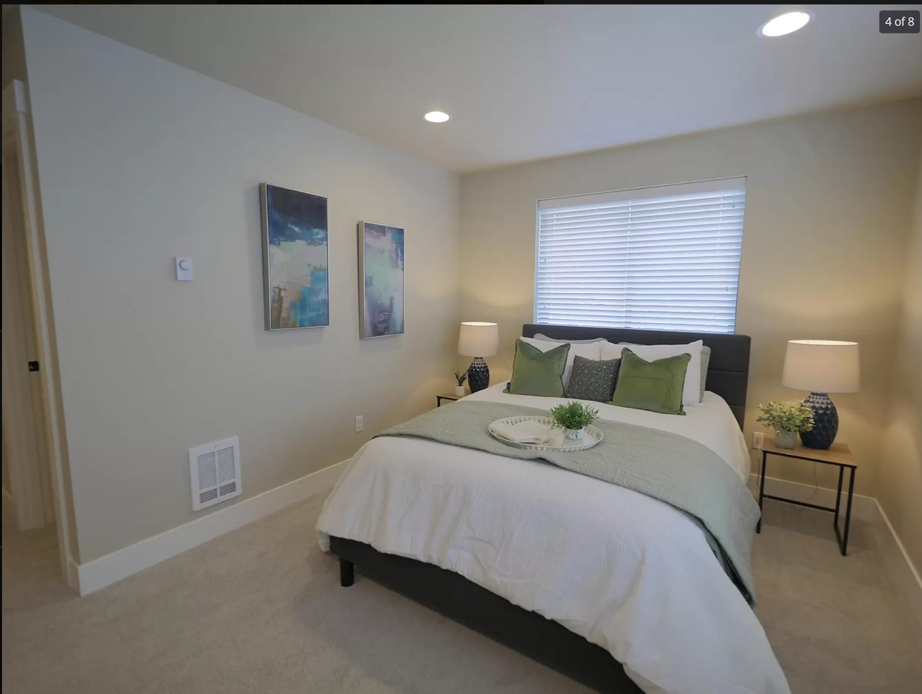 Building Photo - 1096 E Fairhaven Ave