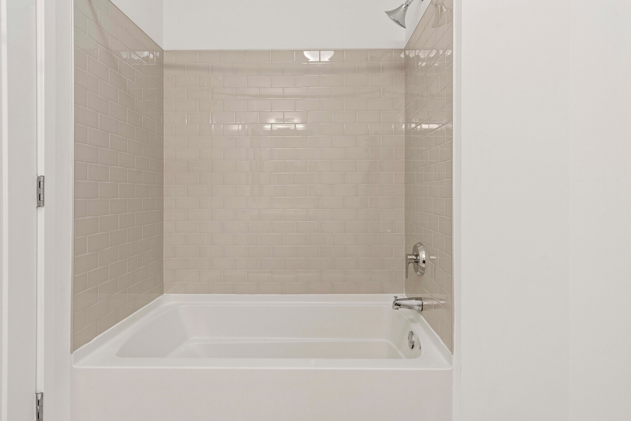 Building Photo - 347 W Wolf Point Plaza