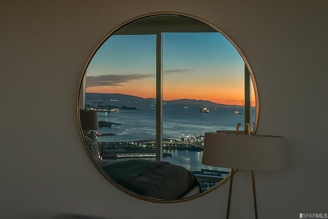 Building Photo - 401 Harrison St