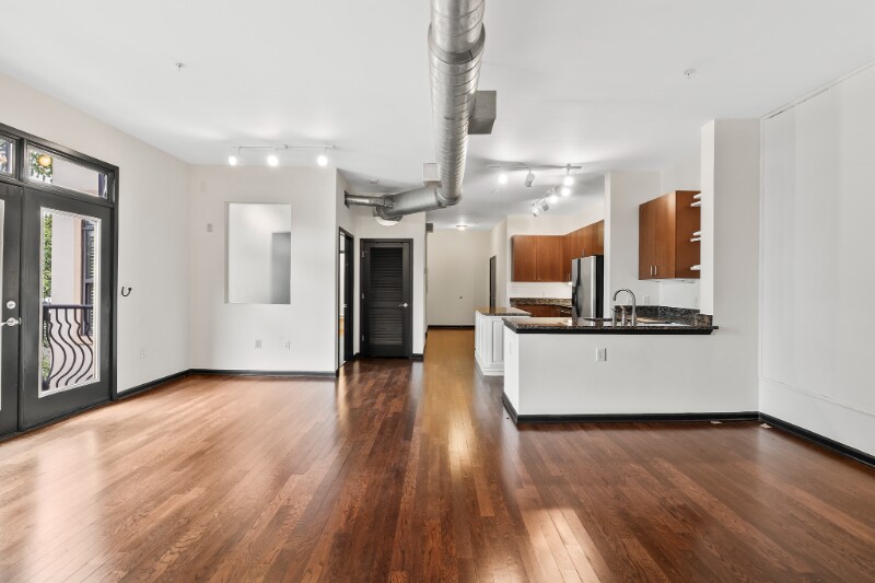 Building Photo - 5300 Peachtree Rd